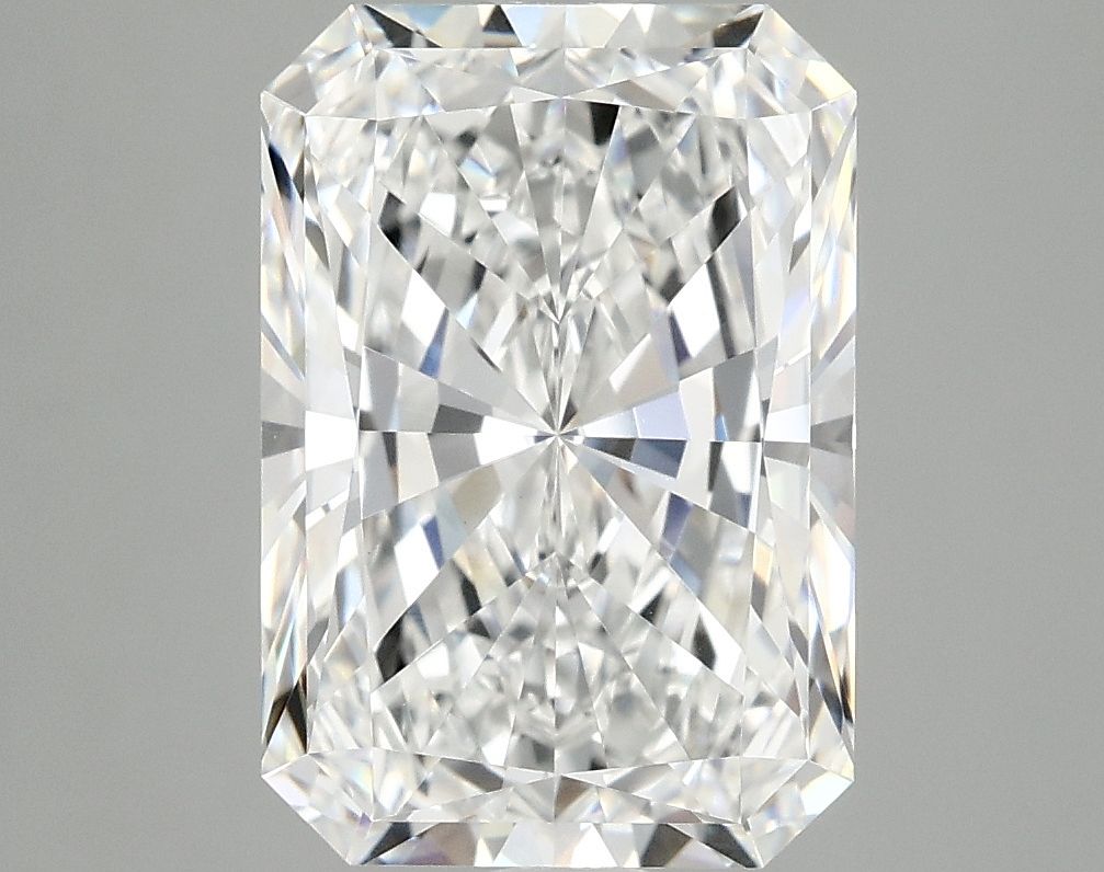 4.17 ct. radiant Lab Grown Diamond front image