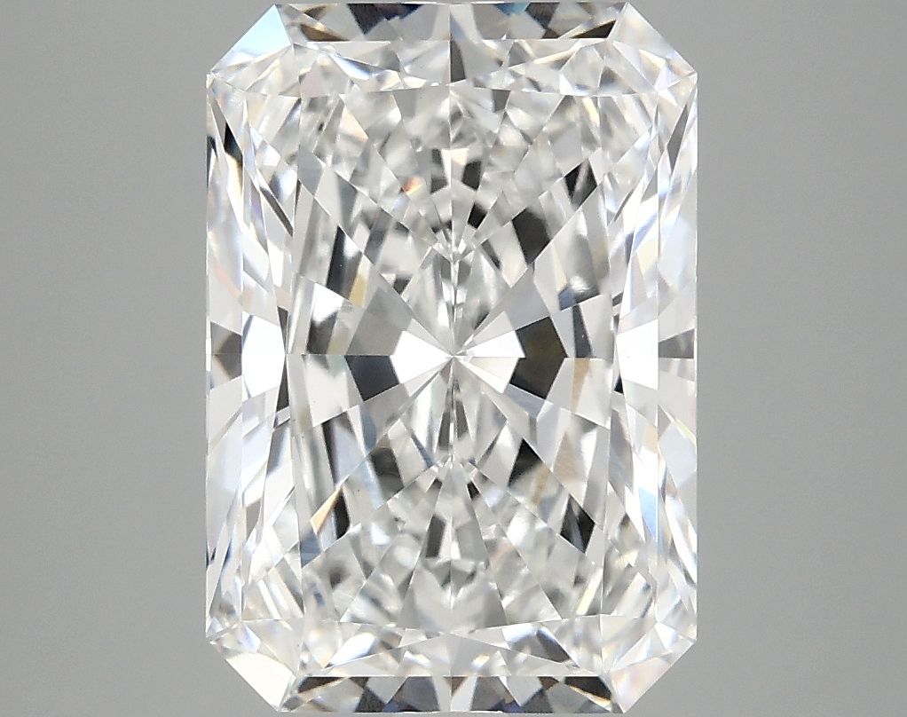 4.18 ct. radiant Lab Grown Diamond front image