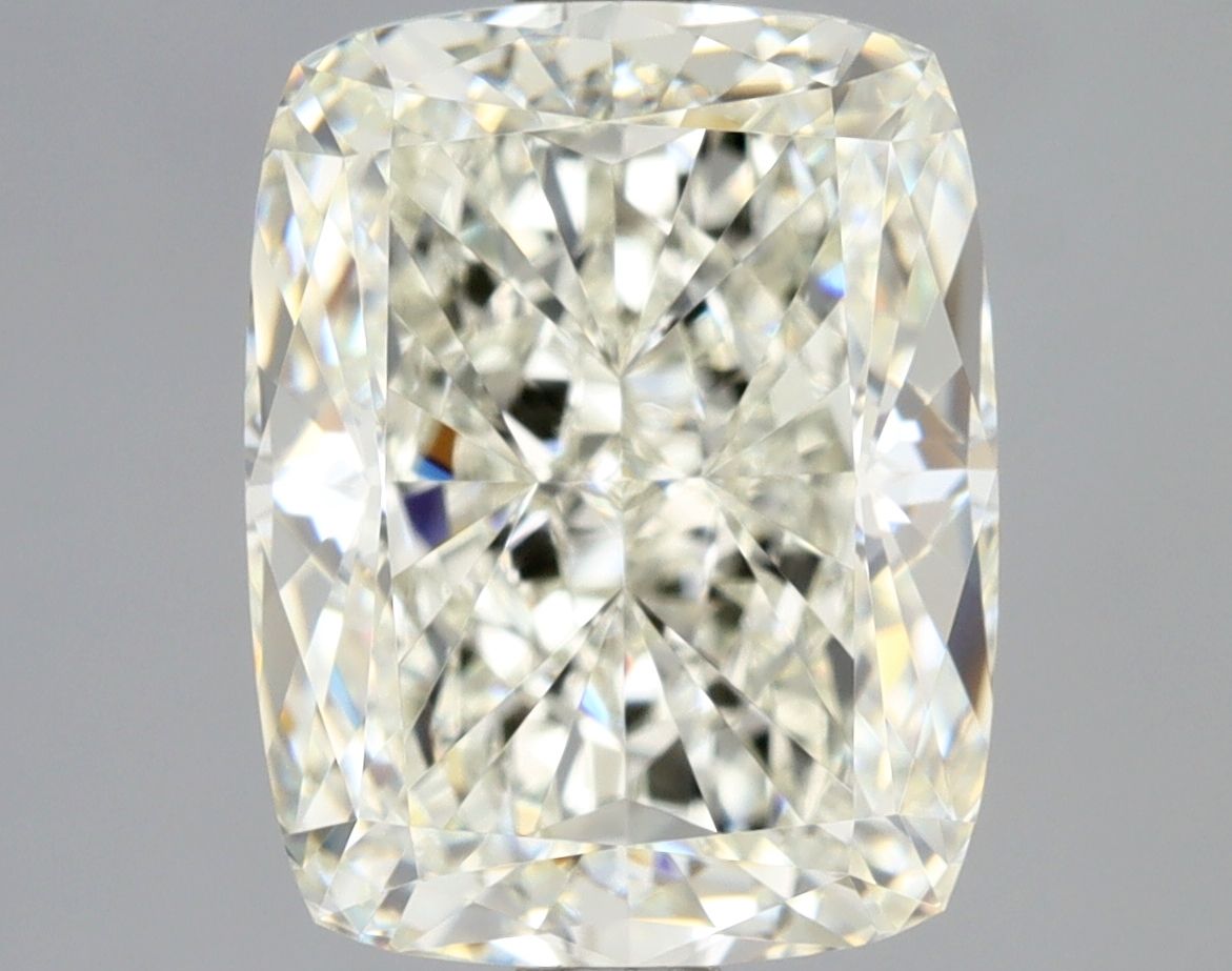 3.01 ct Cushion Brilliant diamond