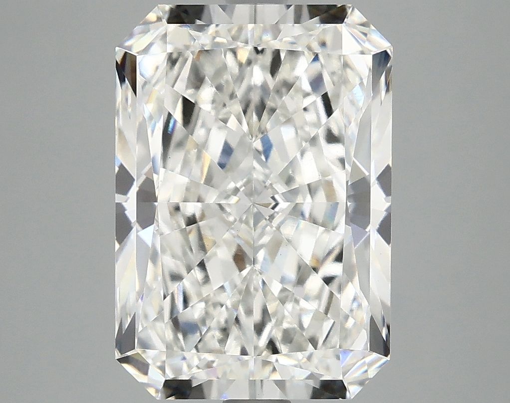 4.68 ct. radiant Lab Grown Diamond front image