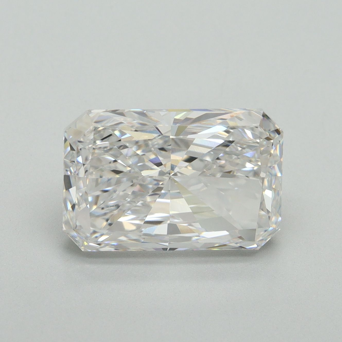 4.03 ct. radiant Lab Grown Diamond front image