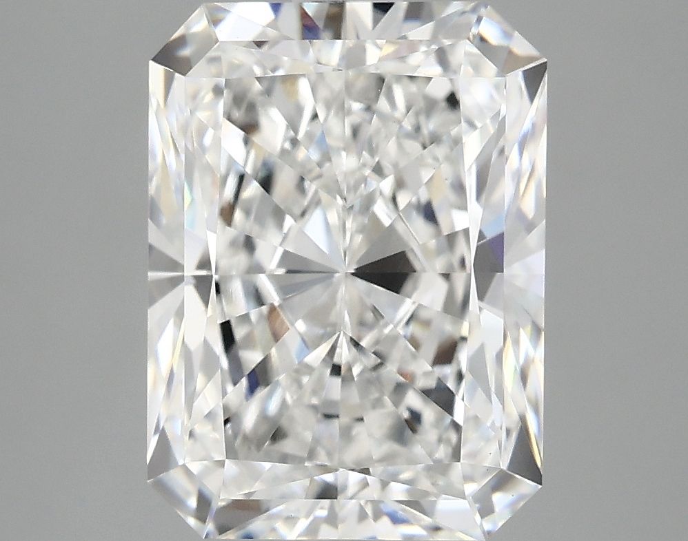 4.72 ct. radiant Lab Grown Diamond front image