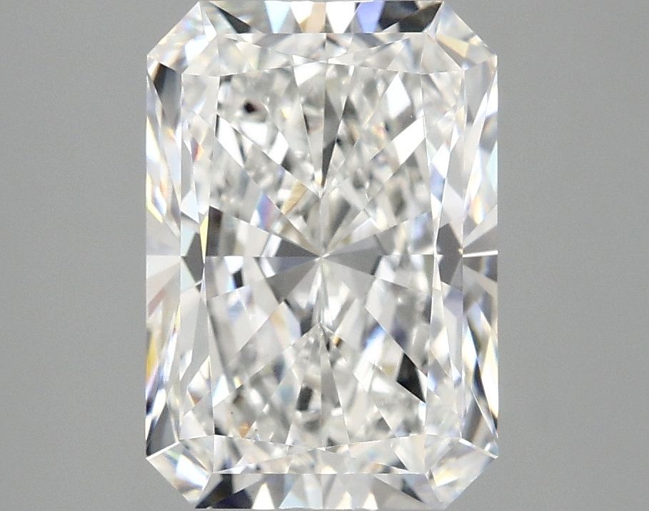 3.09 ct. radiant Lab Grown Diamond front image