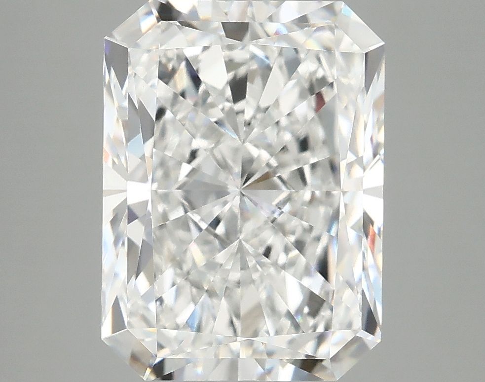 4.83 ct. radiant Lab Grown Diamond front image
