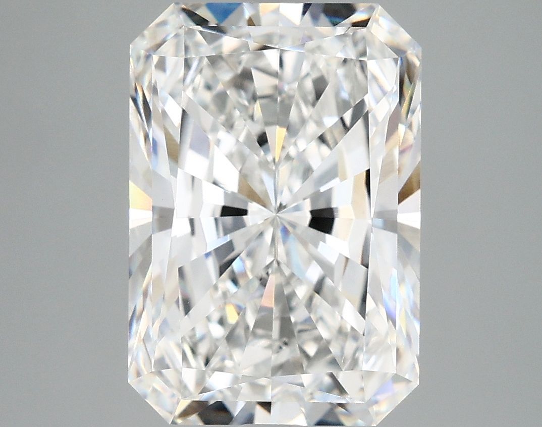 5.04 ct. radiant Lab Grown Diamond front image