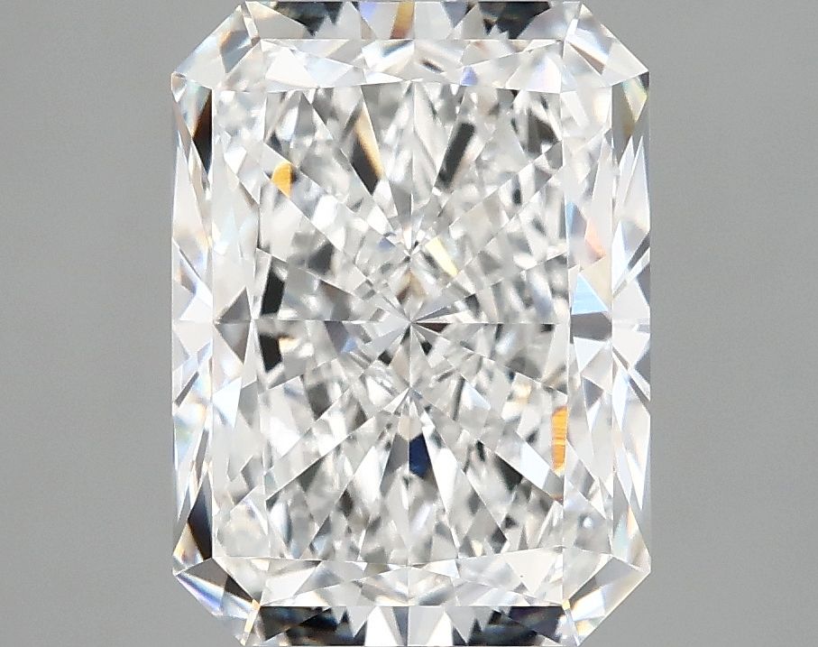 4.15 ct. radiant Lab Grown Diamond front image