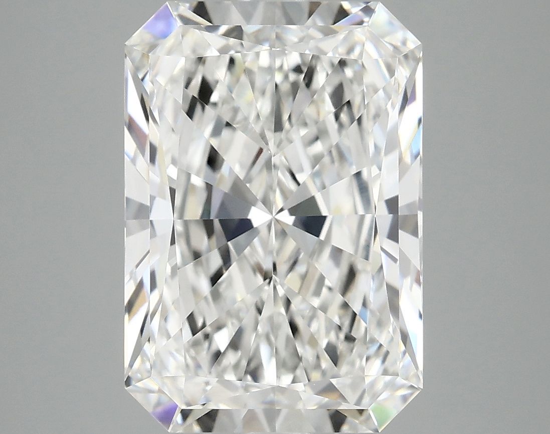 4.99 ct. radiant Lab Grown Diamond front image