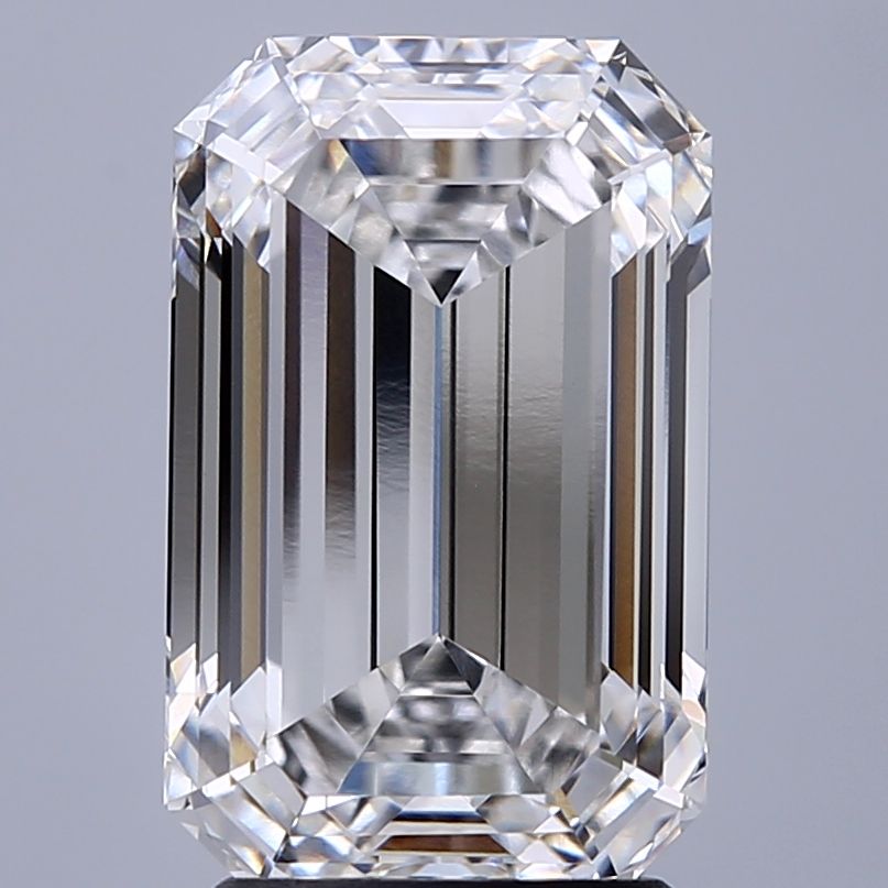 3.63 ct. emerald Lab Grown Diamond front image