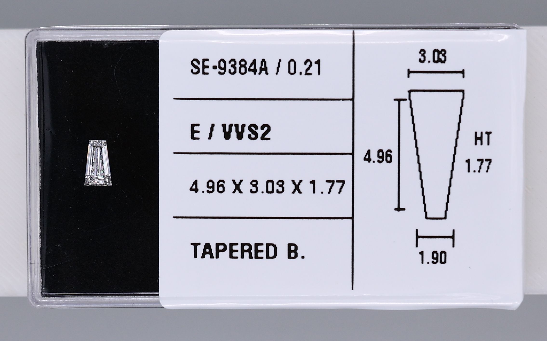 0.21 Carat Tapered baguette Diamond E VVS2