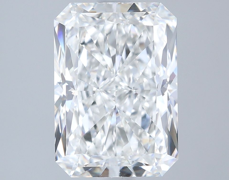 2.72 ct. radiant Lab Grown Diamond front image