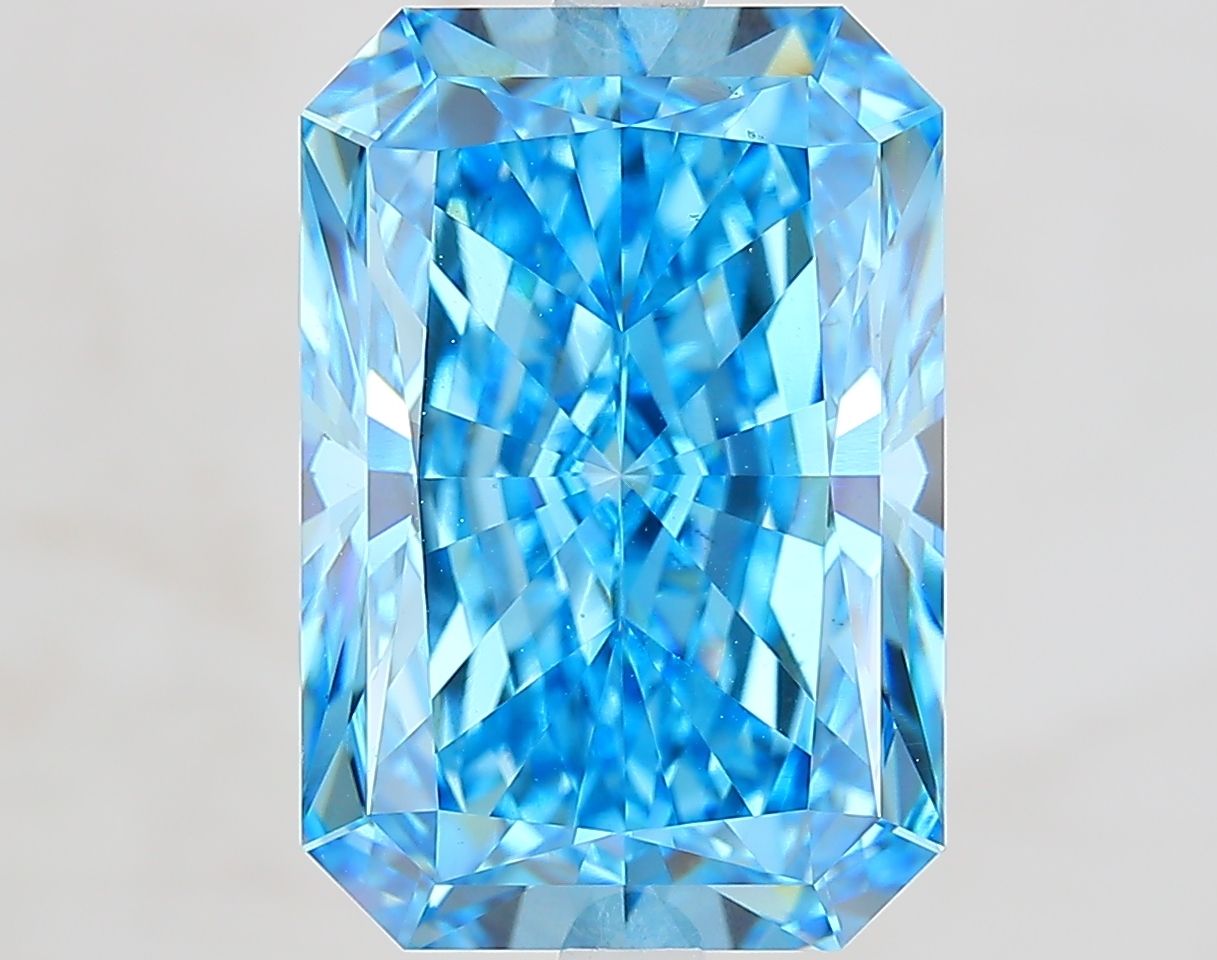 7.60 ct. radiant Lab Grown Diamond front image