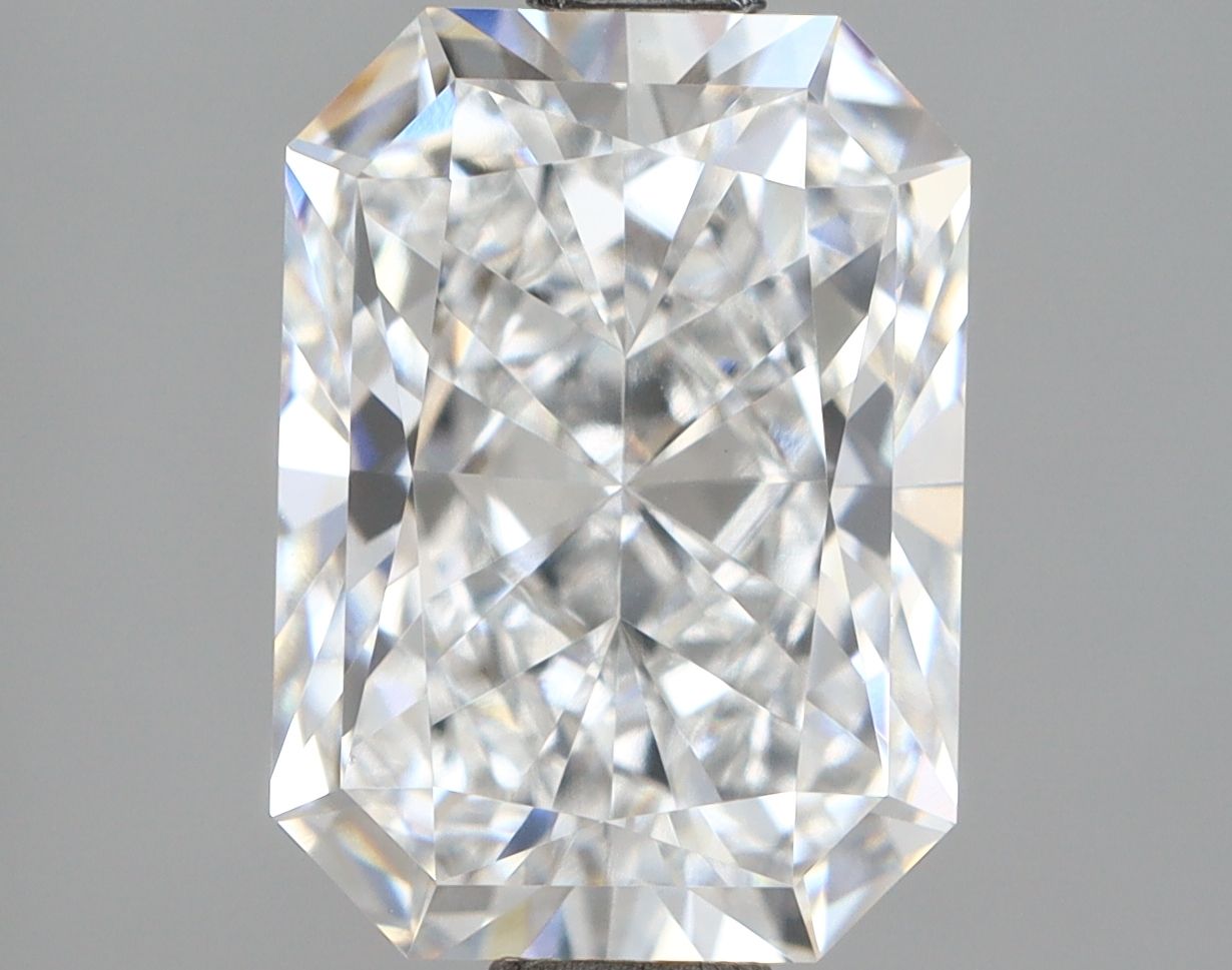 2.62 ct. radiant Lab Grown Diamond front image