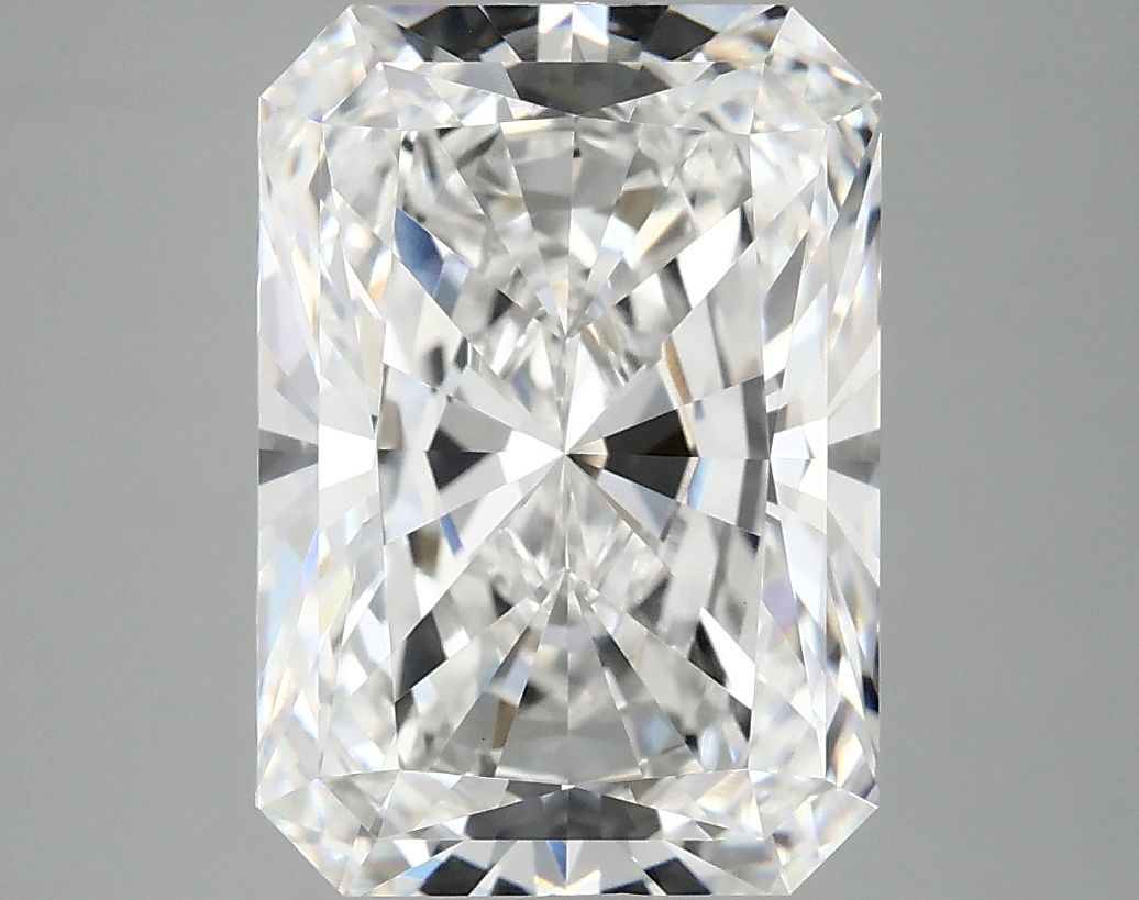 4.99 ct. radiant Lab Grown Diamond front image