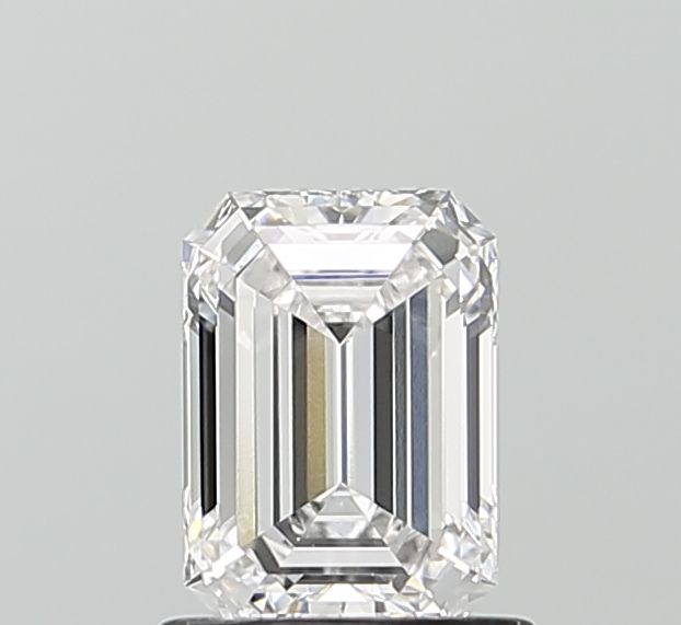 1.05 ct. emerald Lab Grown Diamond front image