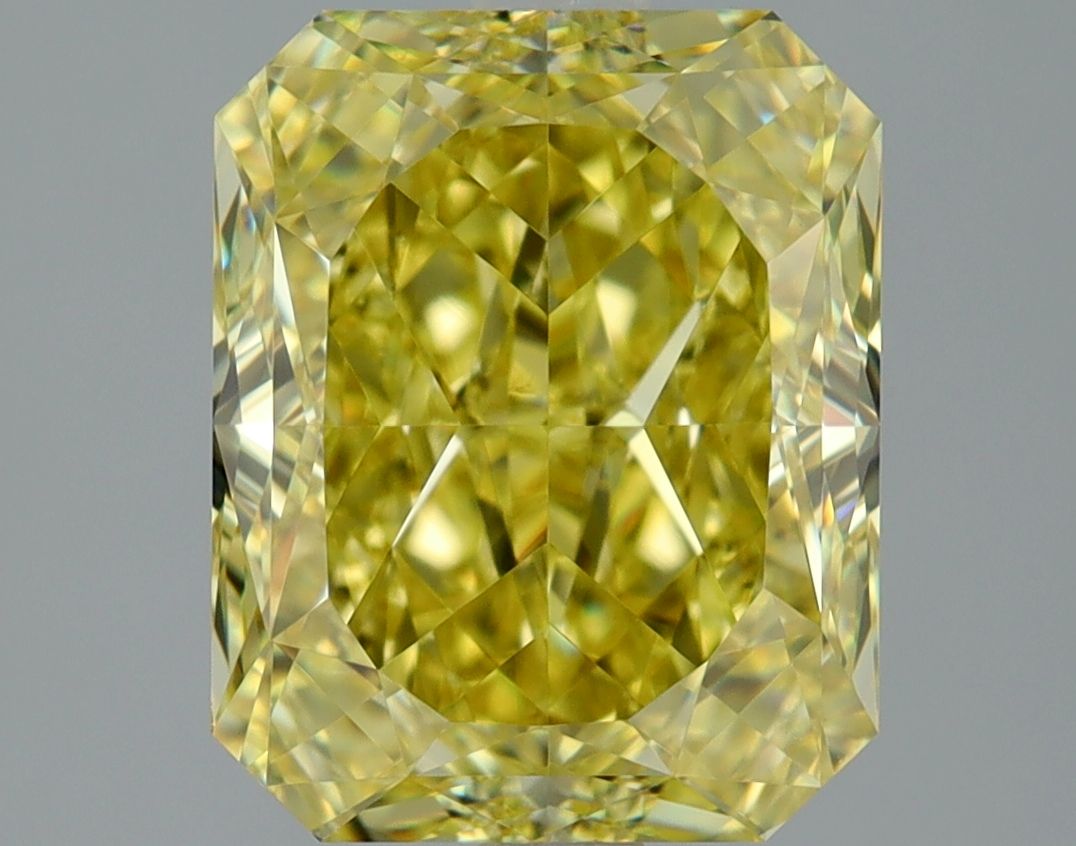 3.03 ct Radiant diamond