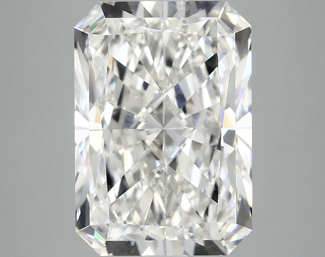 5.04 ct. radiant Lab Grown Diamond front image