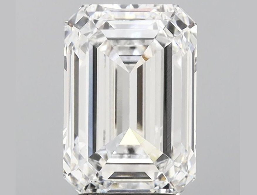 3.91 ct. emerald Lab Grown Diamond front image