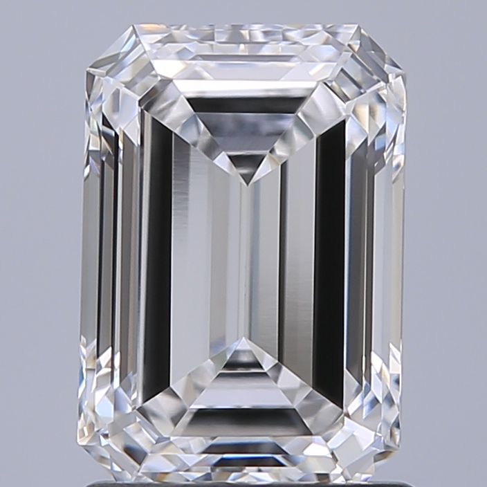 1.52 ct. emerald Lab Grown Diamond front image