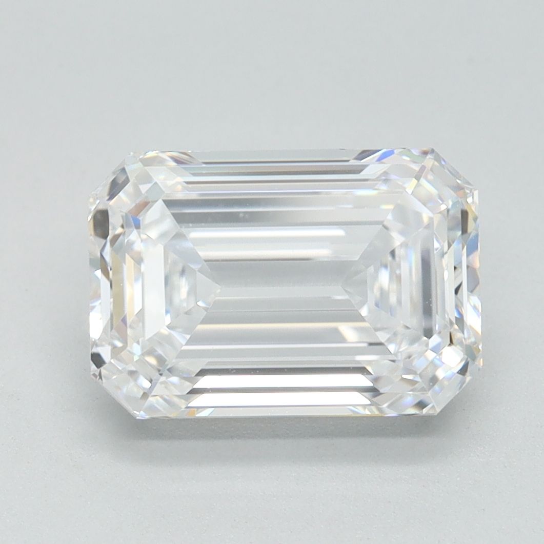 2.30 ct. emerald Lab Grown Diamond front image