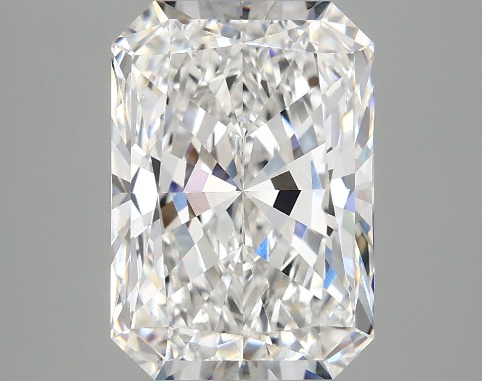 4.04 ct. radiant Lab Grown Diamond front image