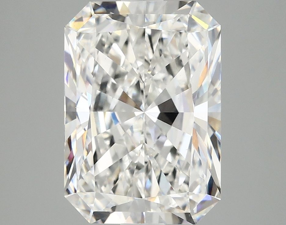 3.83 ct. radiant Lab Grown Diamond front image