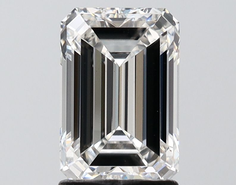 2.00 ct. emerald Lab Grown Diamond front image