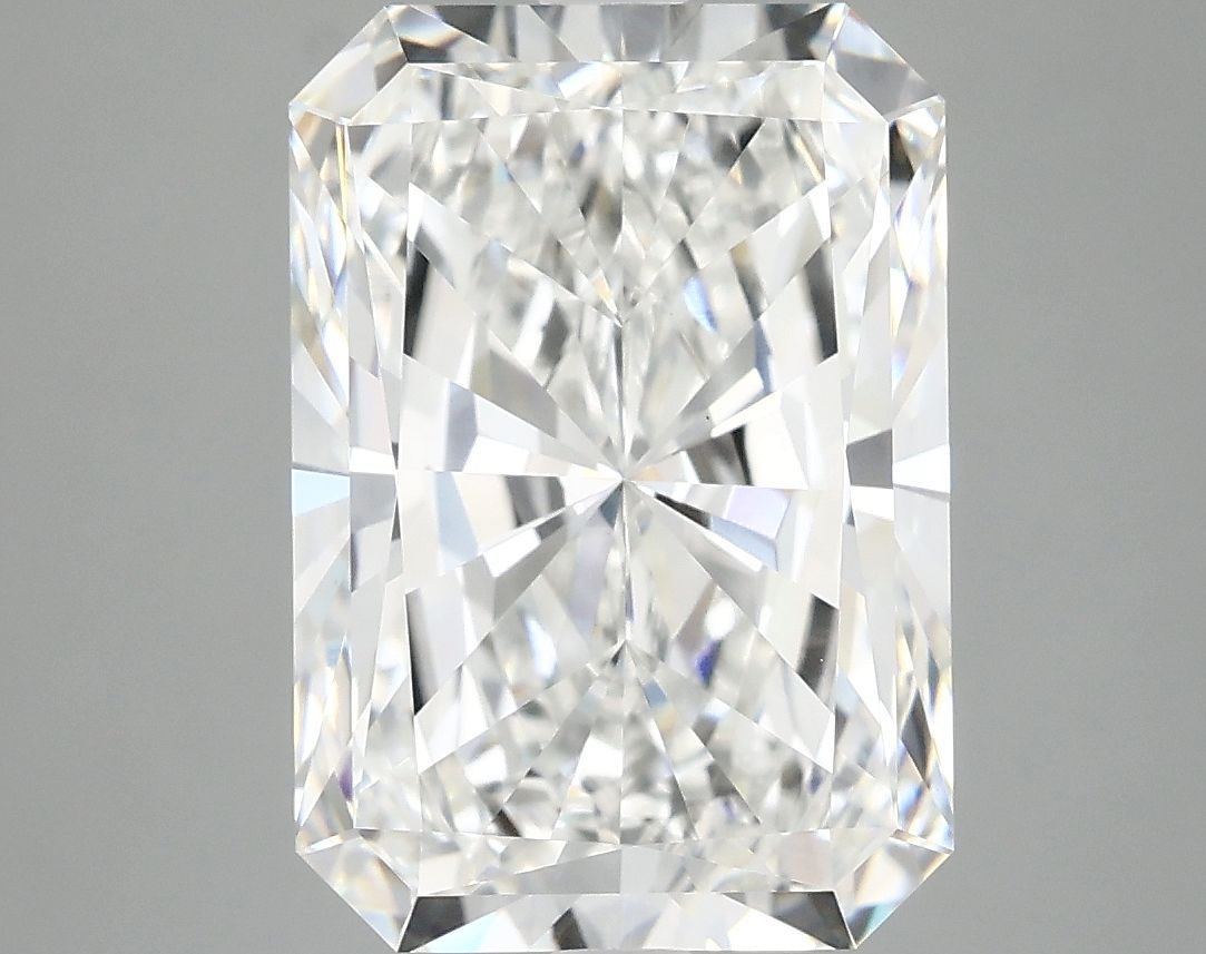 4.84 ct. radiant Lab Grown Diamond front image