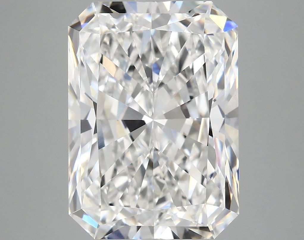 5.00 ct. radiant Lab Grown Diamond front image