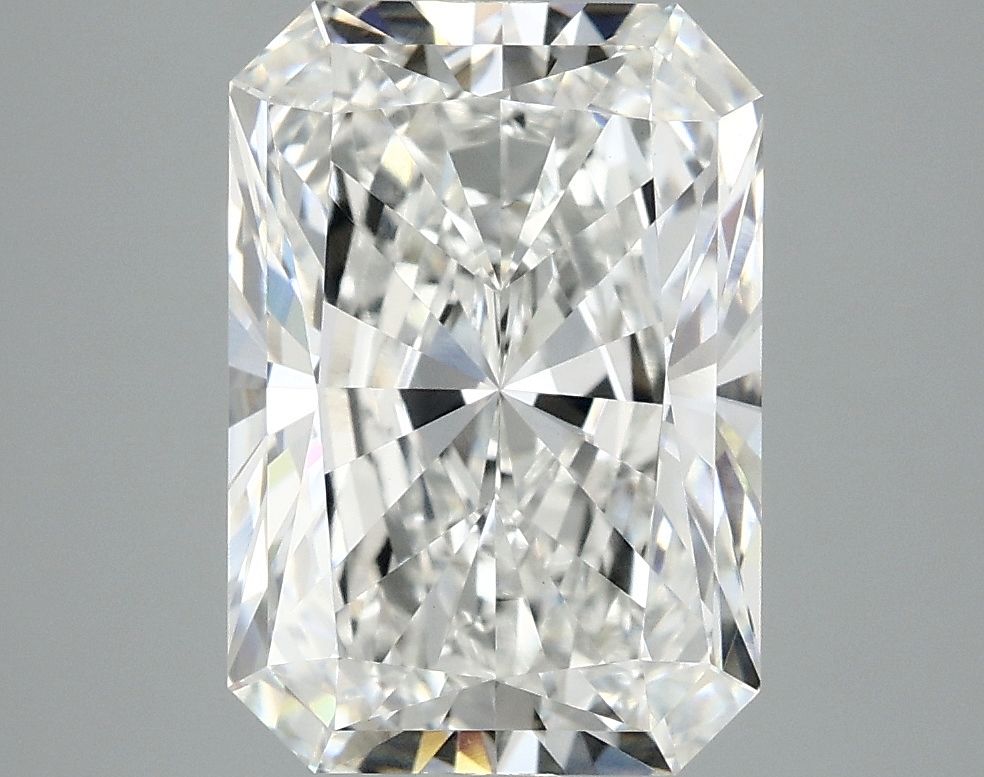 3.91 ct. radiant Lab Grown Diamond front image