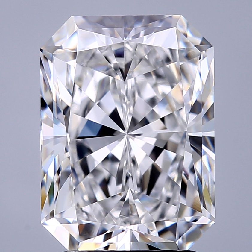 2.61 ct. radiant Lab Grown Diamond front image