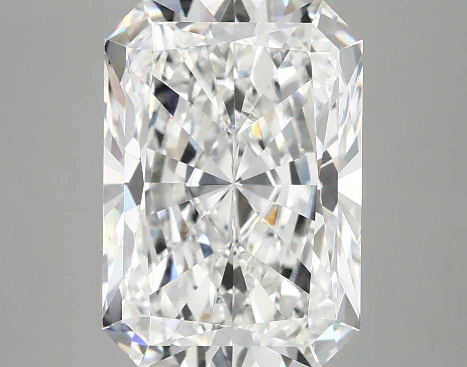 4.06 ct. radiant Lab Grown Diamond front image