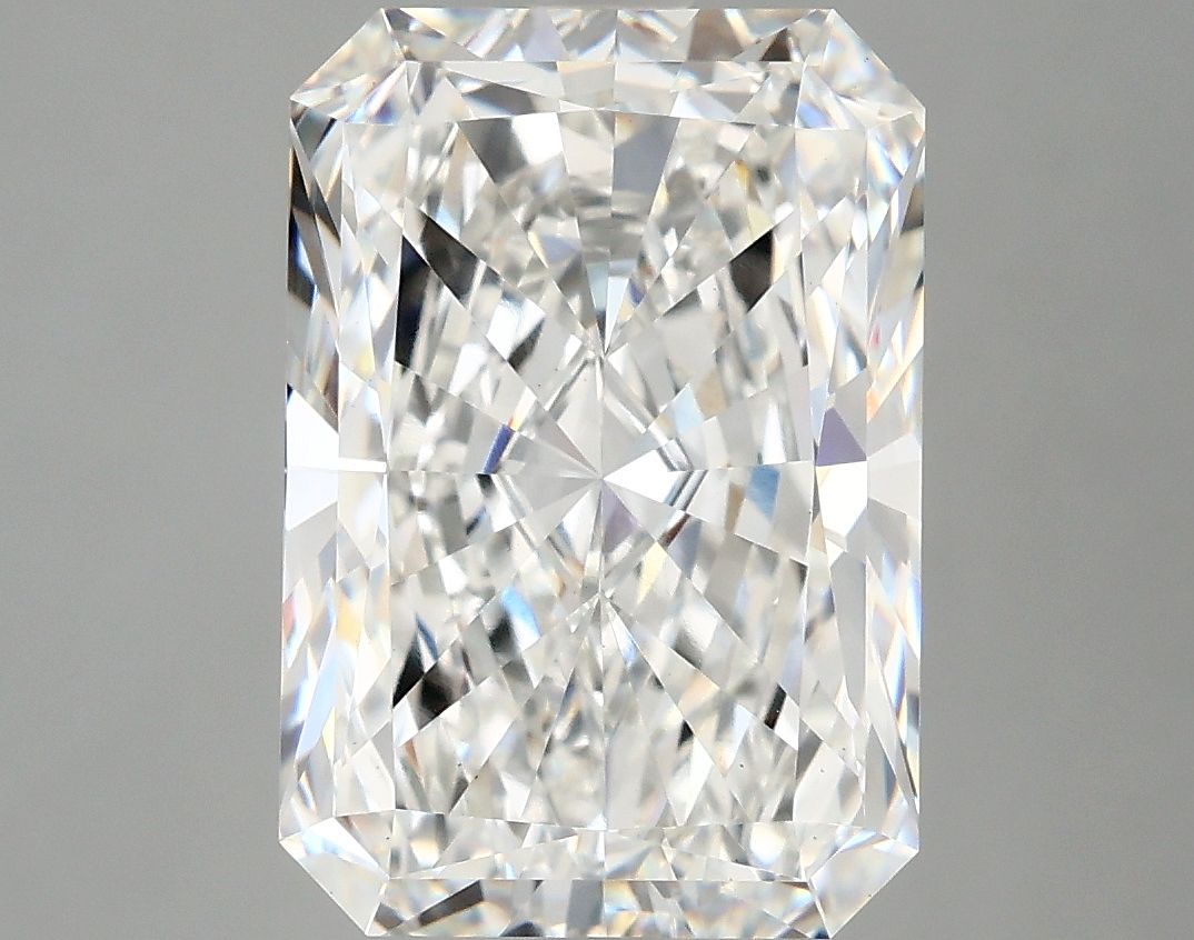 4.84 ct. radiant Lab Grown Diamond front image