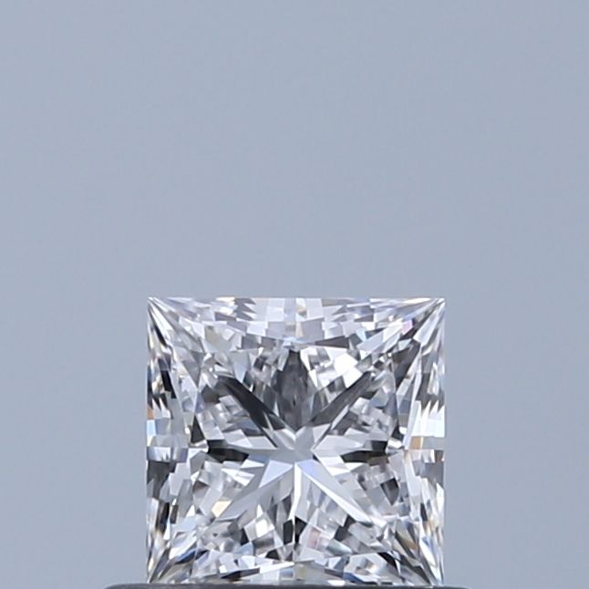 0.53 ct. princess Lab Grown Diamond front image