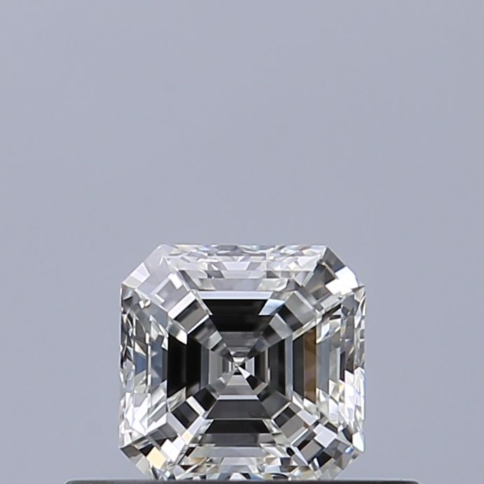 0.33 Carat Square emerald Diamond G IF