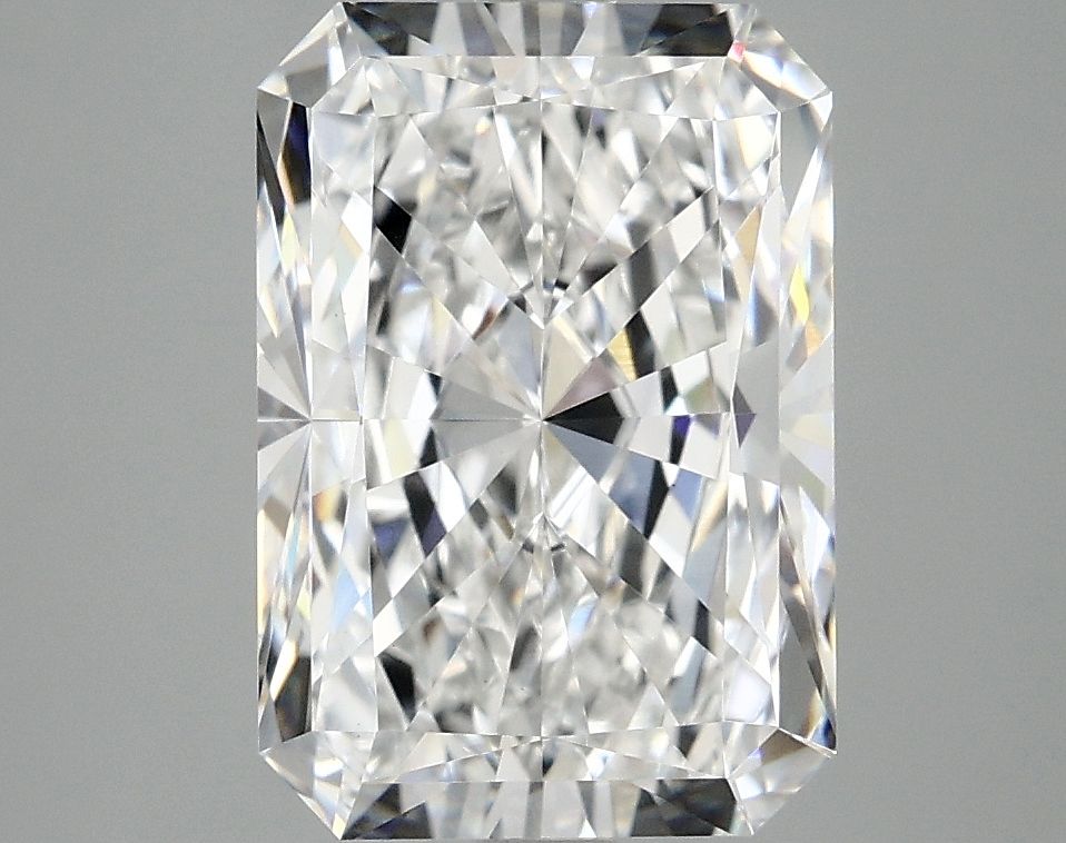 4.05 ct. radiant Lab Grown Diamond front image