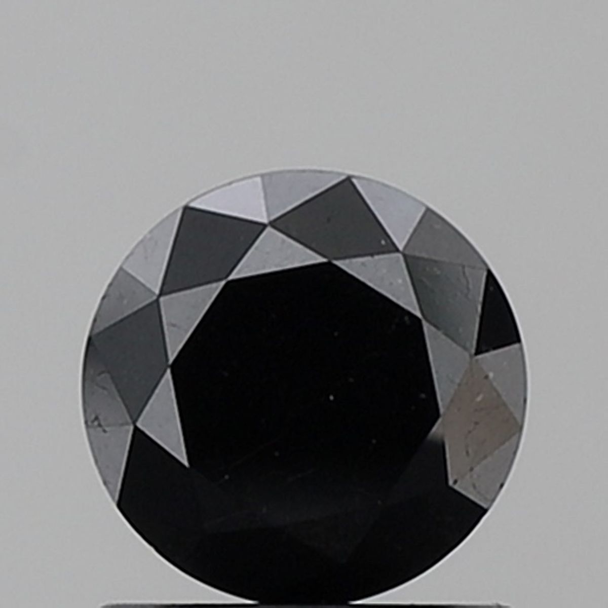 1.18 Carat Round Diamond Black VS1