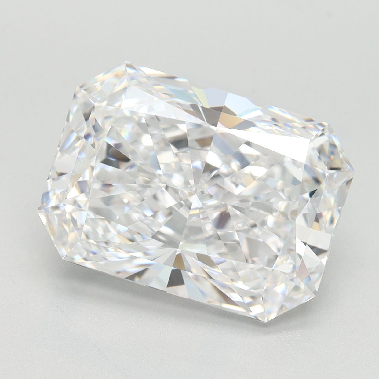 4.25 ct. radiant Lab Grown Diamond front image