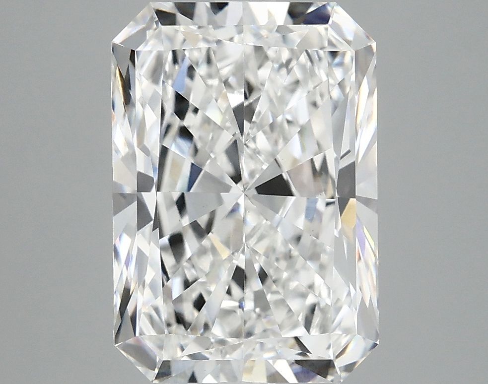 4.05 ct. radiant Lab Grown Diamond front image