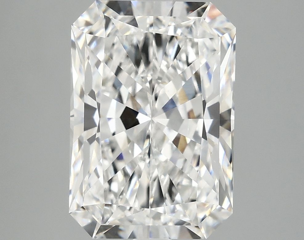 3.88 ct. radiant Lab Grown Diamond front image