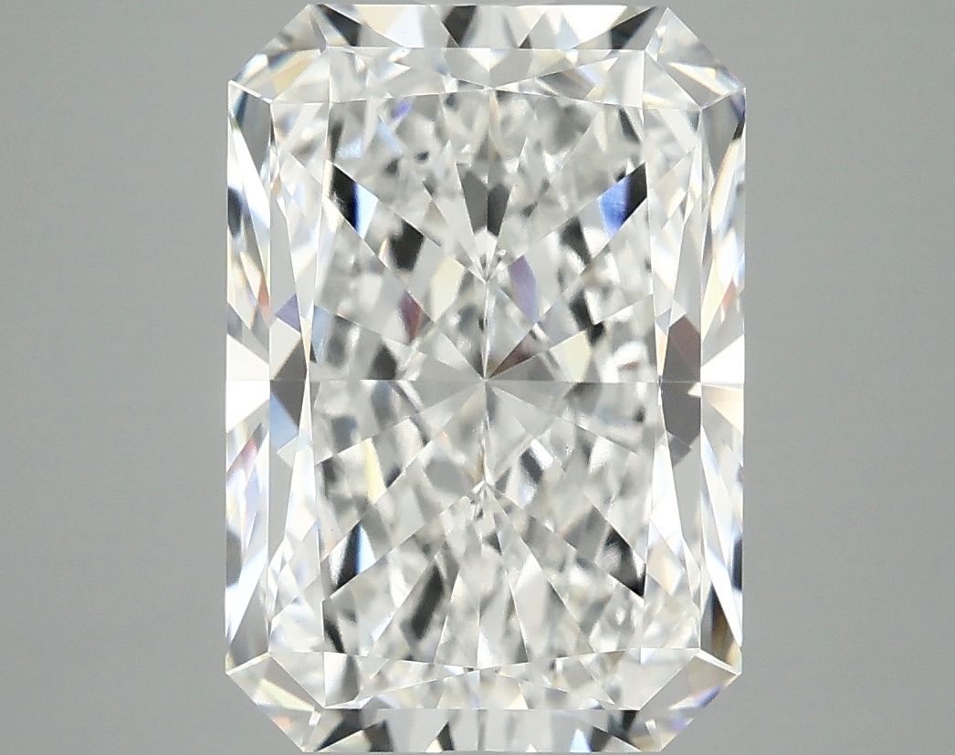 5.04 ct. radiant Lab Grown Diamond front image
