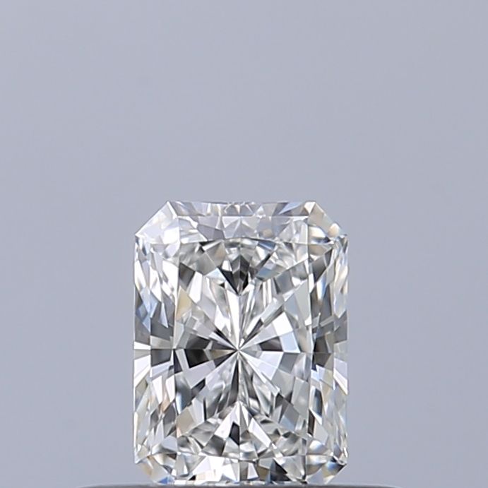 0.31 Carat Radiant Diamond E VVS1