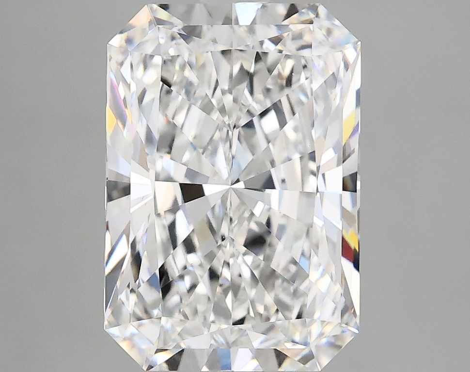 3.88 ct. radiant Lab Grown Diamond front image