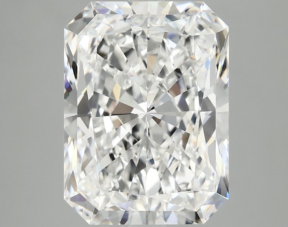 4.99 ct. radiant Lab Grown Diamond front image