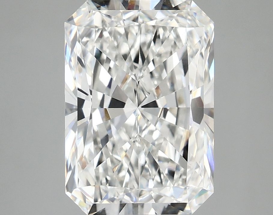 3.08 ct. radiant Lab Grown Diamond front image