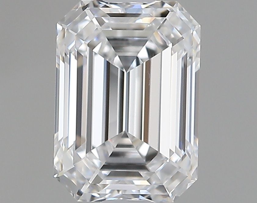 1.08 ct. emerald Lab Grown Diamond front image