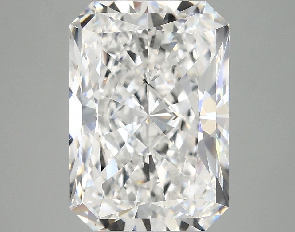 4.04 ct. radiant Lab Grown Diamond front image