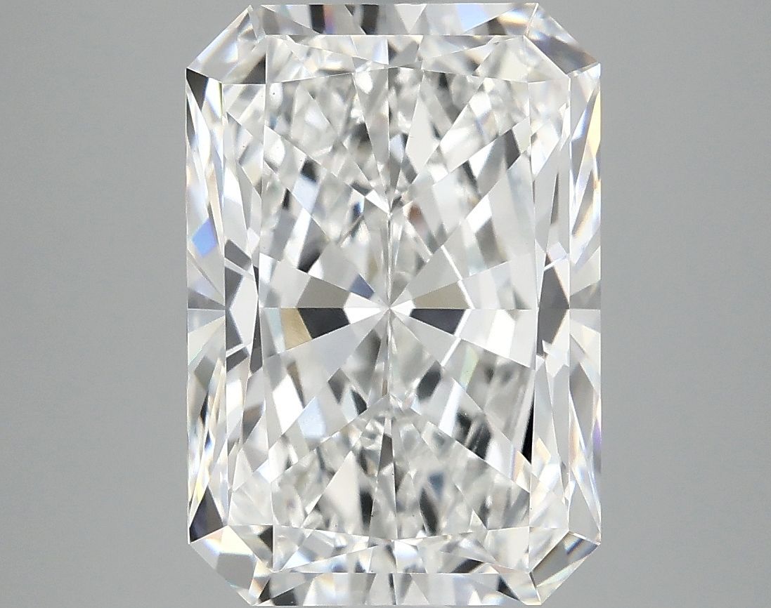 5.01 ct. radiant Lab Grown Diamond front image