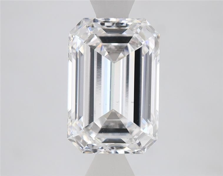 2.03 carat e VS2 EX Cut IGI emerald diamond