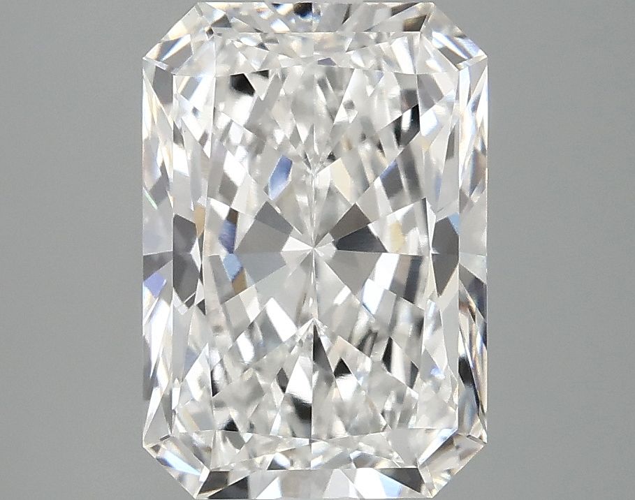 3.37 ct. radiant Lab Grown Diamond front image