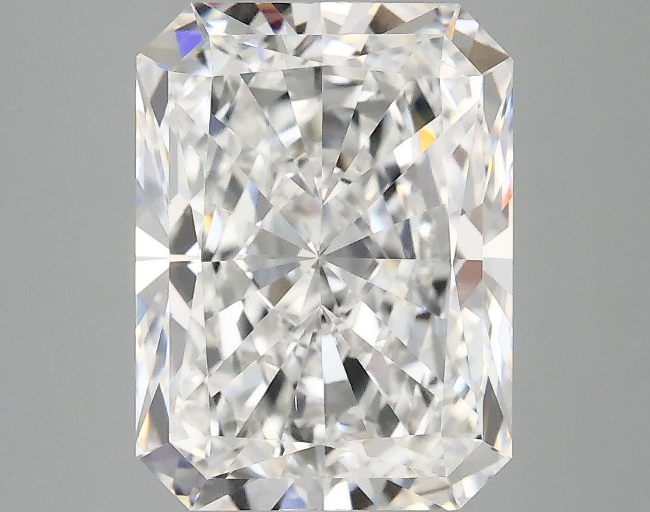 4.02 ct. radiant Lab Grown Diamond front image